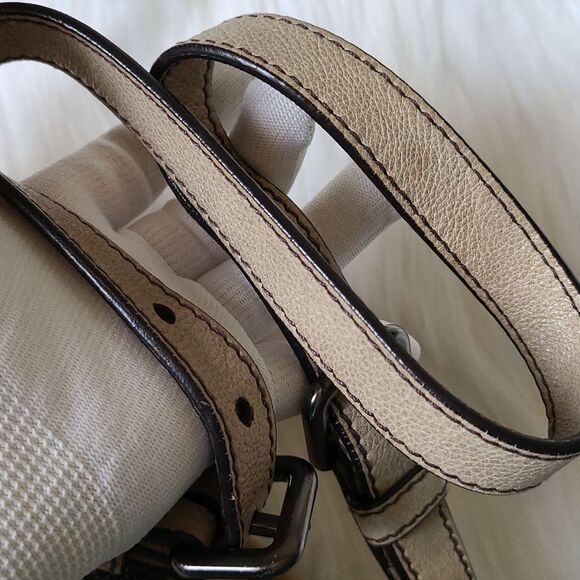 💯 Authentic Prada Handbag 🍀 - Picture 8 of 16